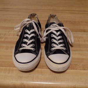 Chuck Taylor All Star Low Top Sneaker